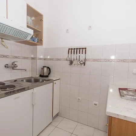 Mastelic Apartment