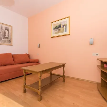 Apartment Mastelic