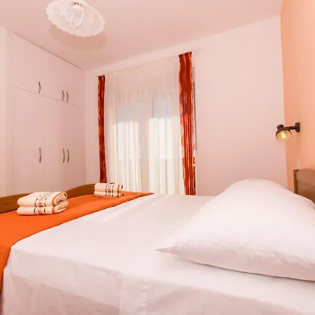 Apartment Mastelic *
