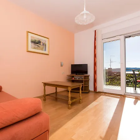 Mastelic Apartment Trogir