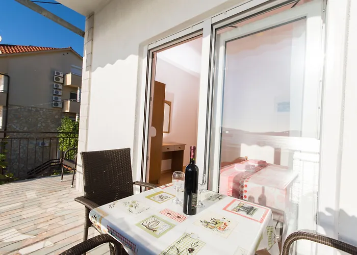 Mastelic Apartment
