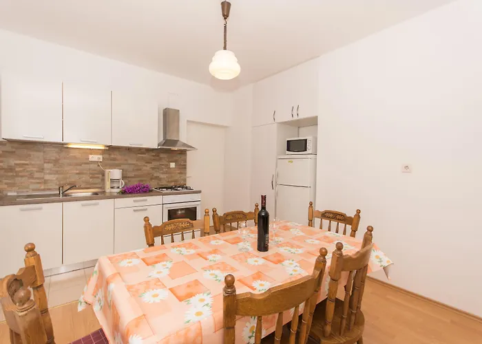 Apartment Mastelic Trogir