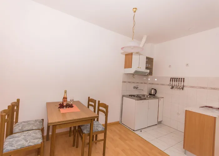 Mastelic Apartment Trogir